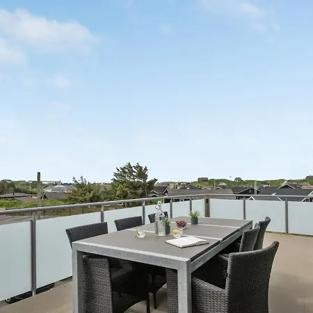 Anneka - 200m From The Sea By Interhome * 링쾨빙